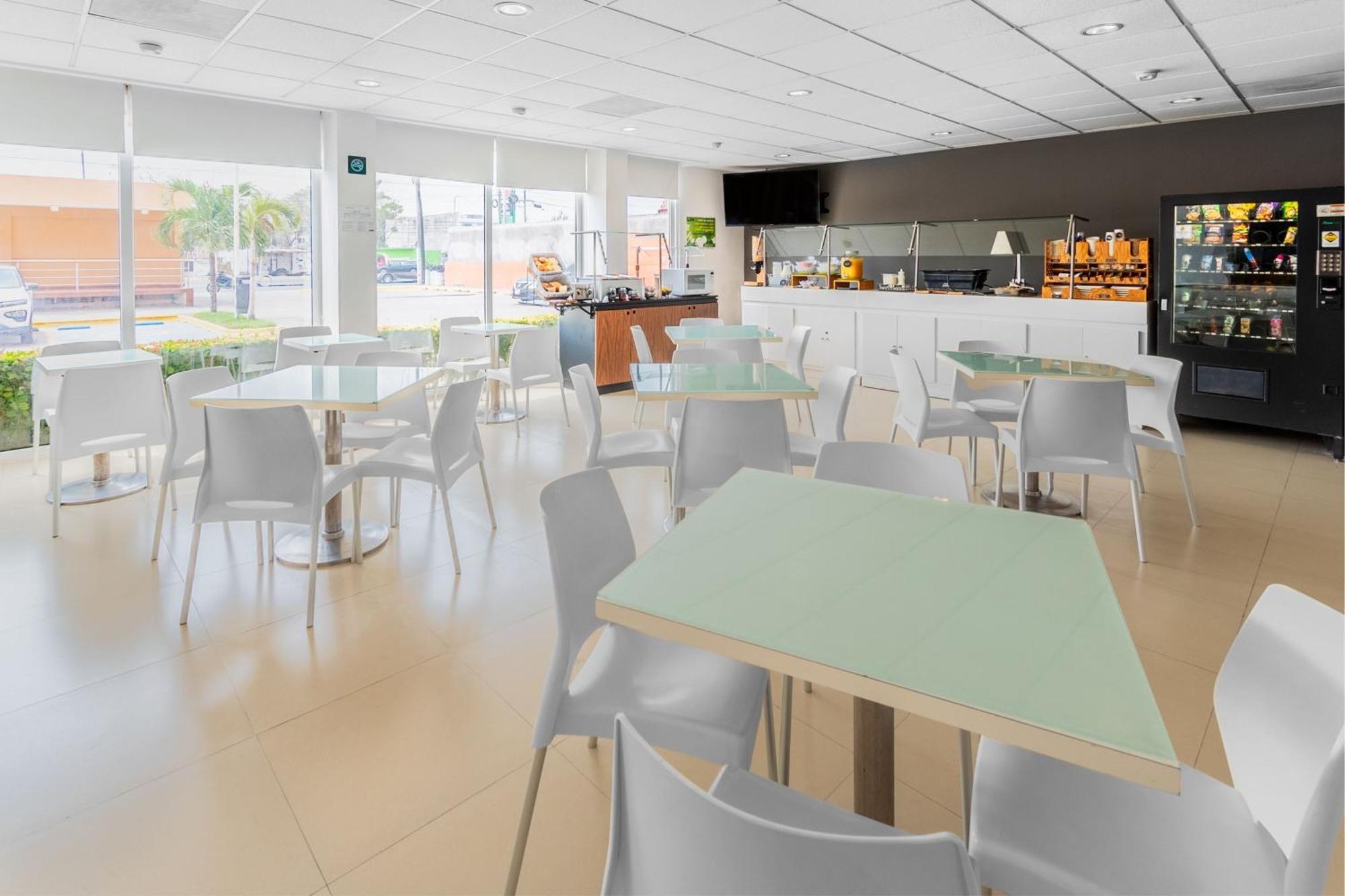 City Express Junior By Marriott Veracruz Aeropuerto Exterior photo
